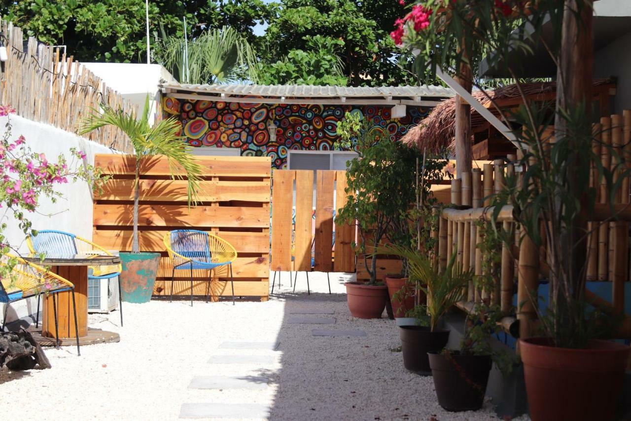 Wabi Hostel 普拉亚卡门 外观 照片